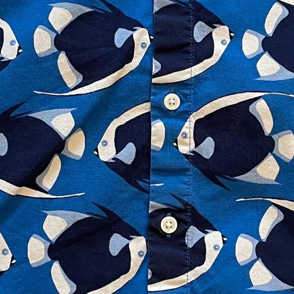 Old Navy Slim Fit Flex Blue Button Down Short Sleeve Shirt Tropical Fish Size M - Picture 3 of 8